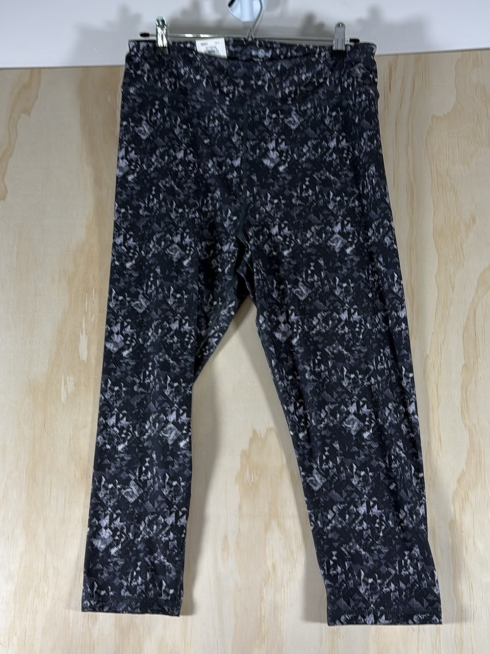 SO Black & Gray Printed Active Leggings
